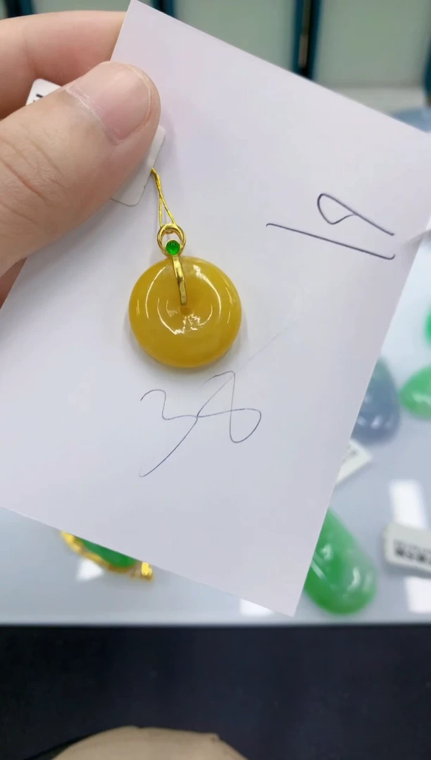 颈饰未镶嵌翡翠翡翠