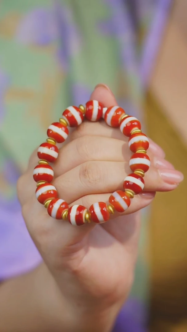 未镶嵌套链玛瑙/玉髓（覆膜）多样性发其一