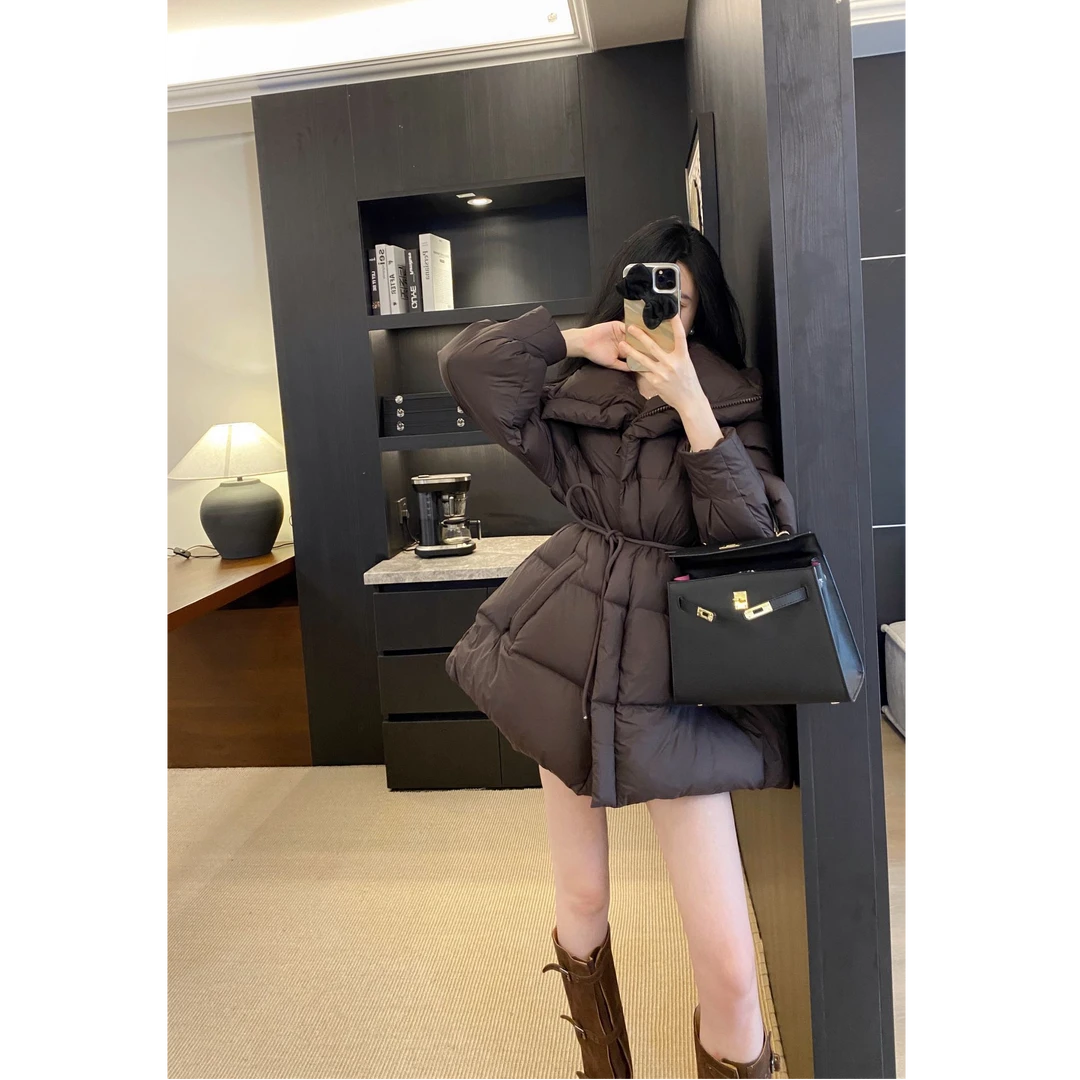鹅绒服2024冬季新款高级感系带收腰韩版羽绒服