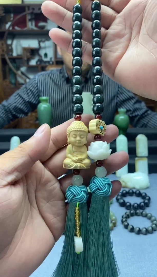 和田玉未镶嵌挂件车挂