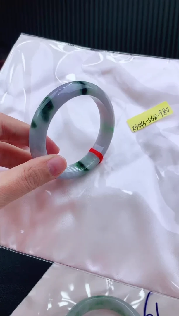 未镶嵌手镯翡翠56+