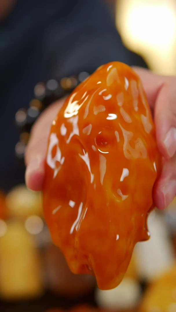 【闪购商品】蜜蜡裸石未镶嵌焦皮原石131