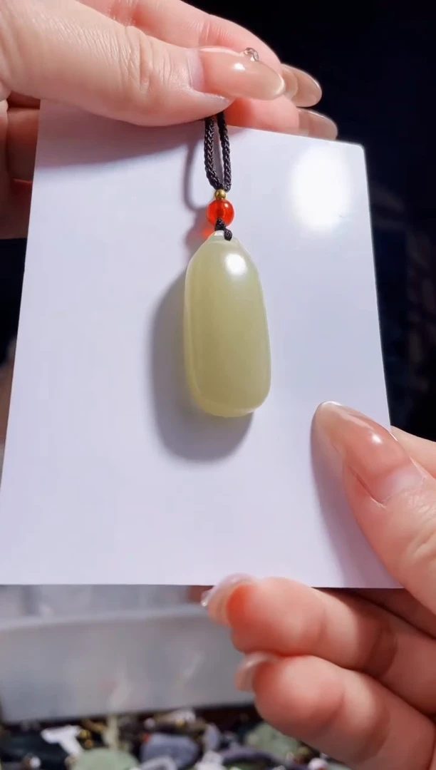 【闪购商品】和田玉颈饰未镶嵌拍一发一