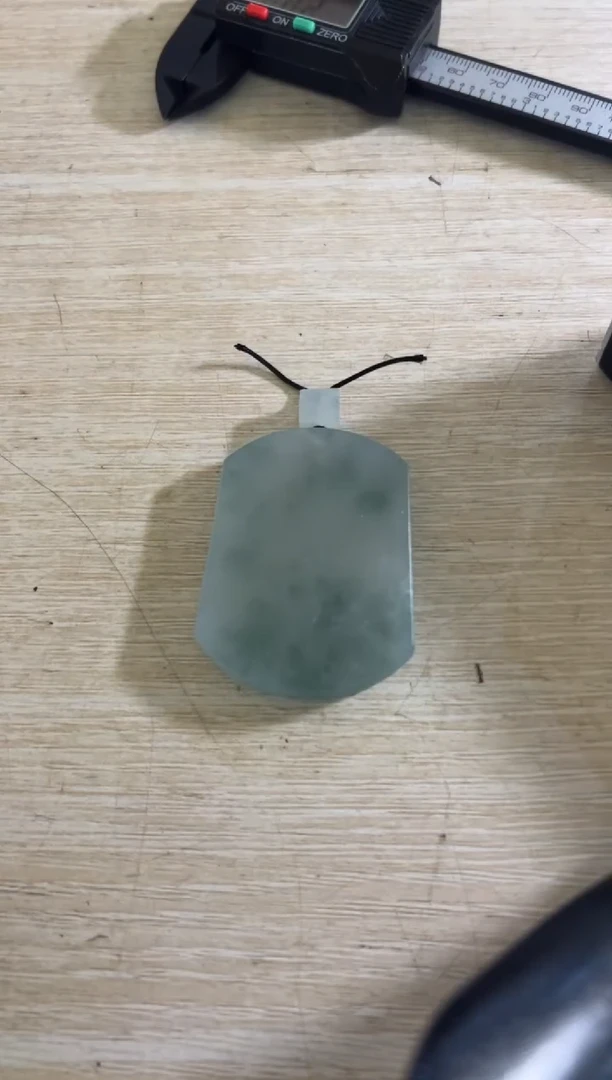 未镶嵌定制翡翠牌子