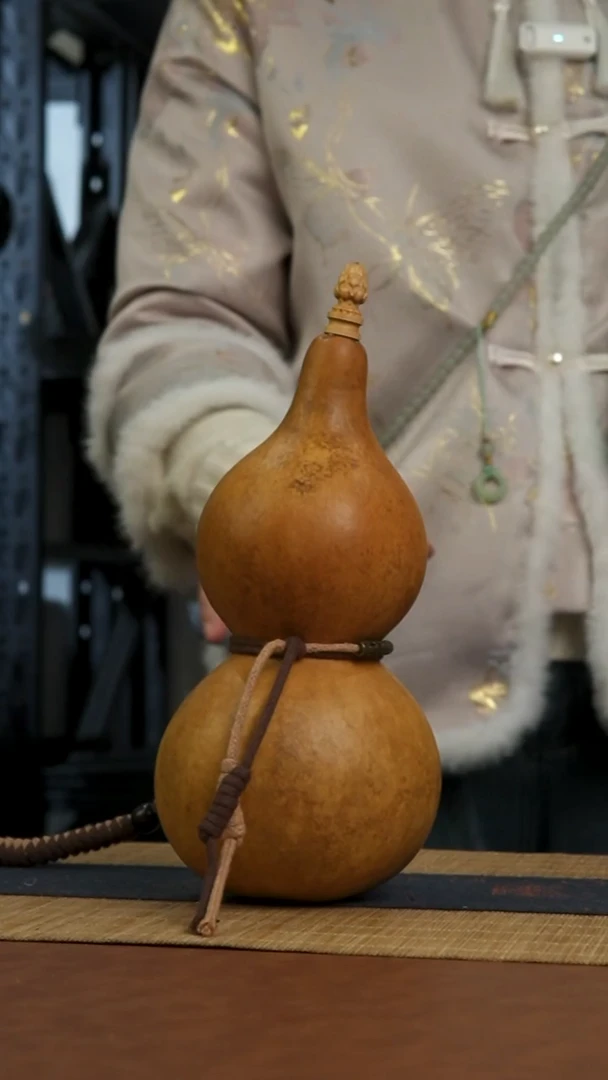 721号 天然热水酒葫芦 一物一拍（有瑕介意勿拍）