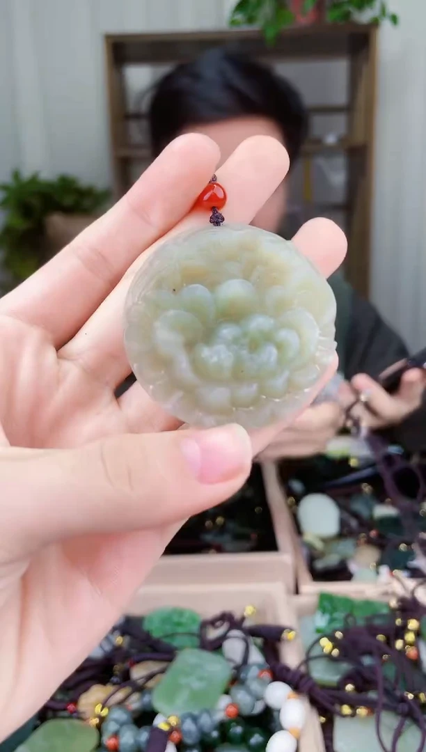 未镶嵌和田玉挂件拍一发一，多样性发货！