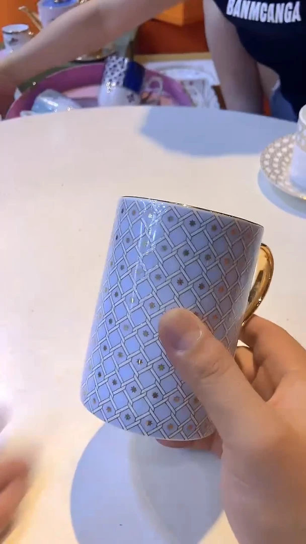 杯鸿辉家品牌瓷器，京东包邮！