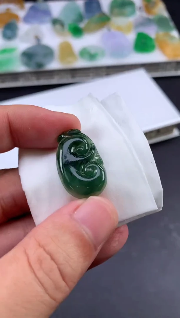 未镶嵌定制翡翠慢*翡翠
