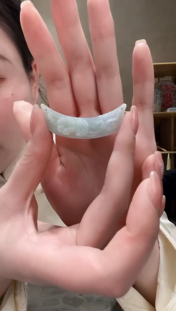 【闪购商品】翡翠颈饰未镶嵌吊坠