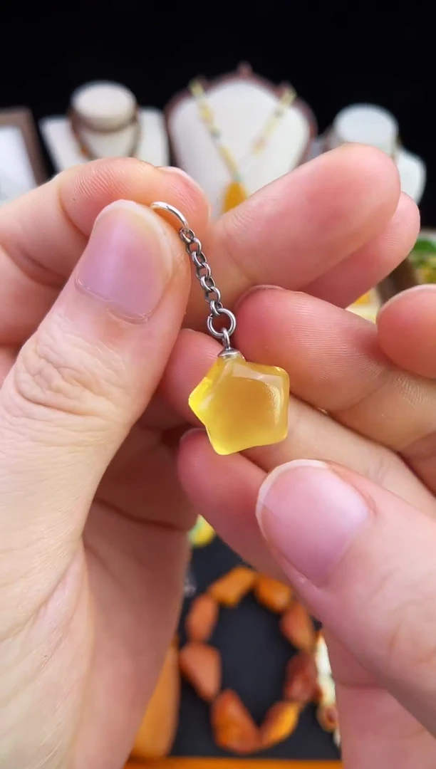 琥珀未镶嵌珠宝奇石柒月