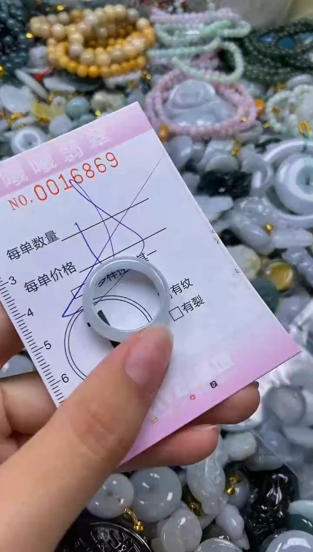 翡翠未镶嵌颈饰闪购0016869多样性发其一