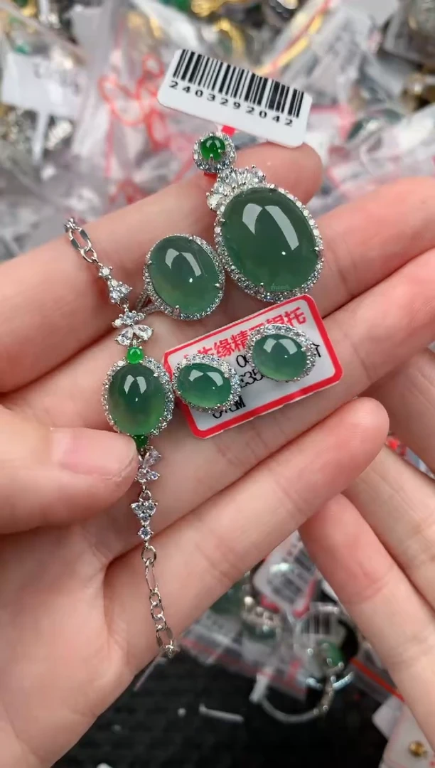 银S925镶嵌戒指翡翠7777----7