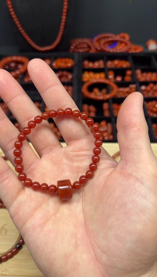 未镶嵌圆珠南红玛瑙手串