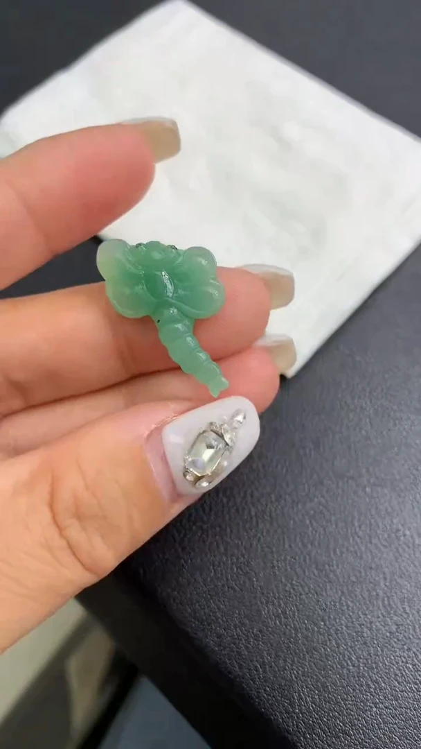 定制翡翠未镶嵌毛货