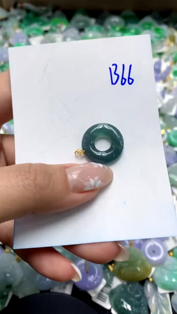 【闪购商品】翡翠颈饰18K金镶嵌1111111111111111