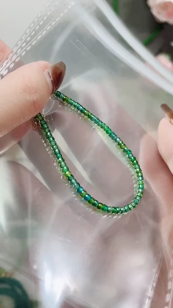 银S925镶嵌手链尖晶石大绿49