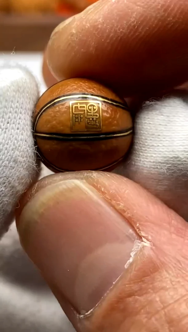 猴头核桃吊坠限定篮球