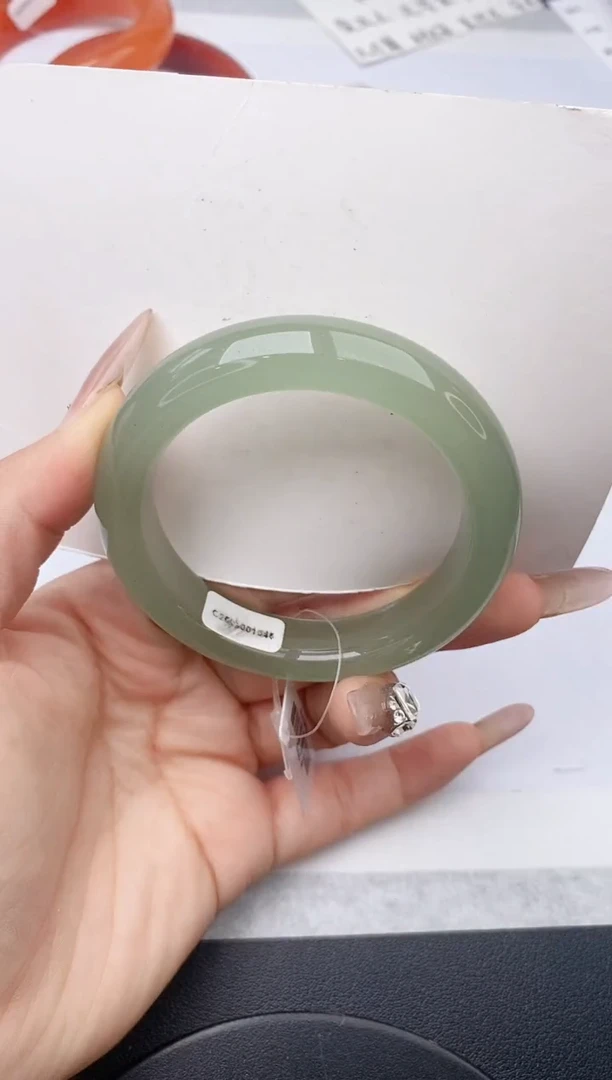 未镶嵌手镯石英质玉w139-DB52+