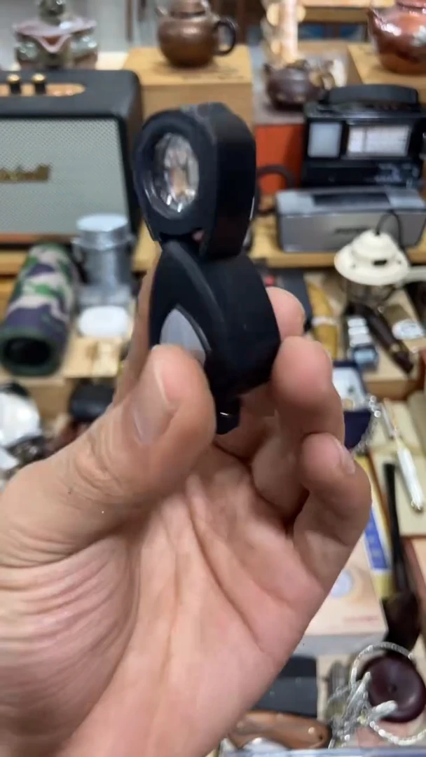 瓷片闪购商品  如图所示