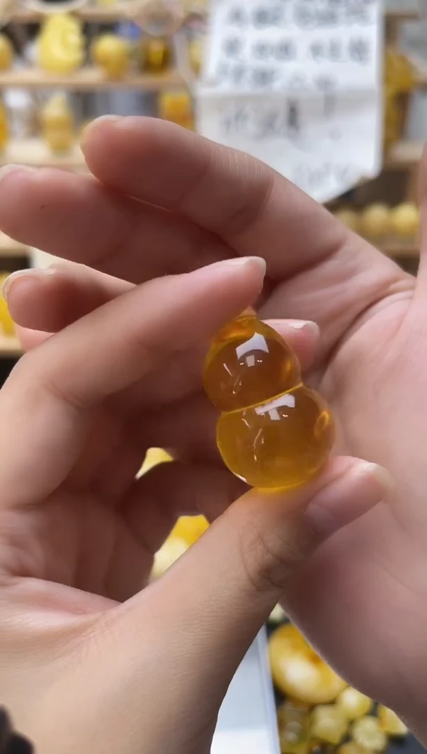 琥珀未镶嵌珠宝奇石081琥珀蜜蜡微瑕