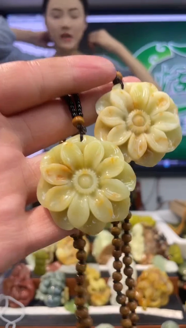 【闪购商品】岫玉吊坠未镶嵌·多样性发货*拍一发一