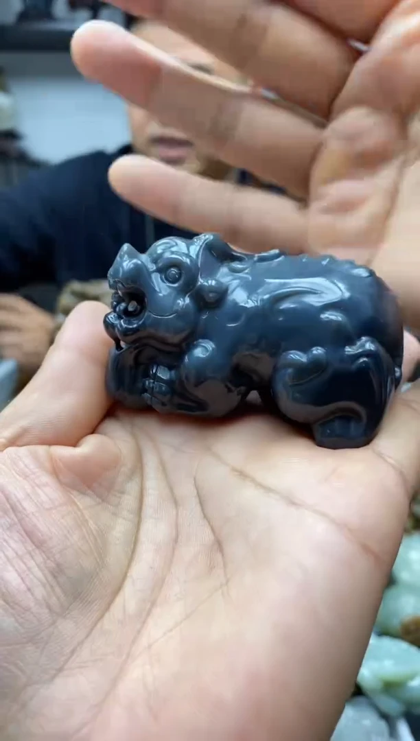 未镶嵌和田玉把件1