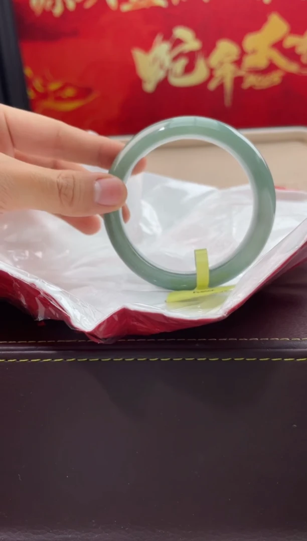 【闪购商品】翡翠手镯未镶嵌14翡翠手镯