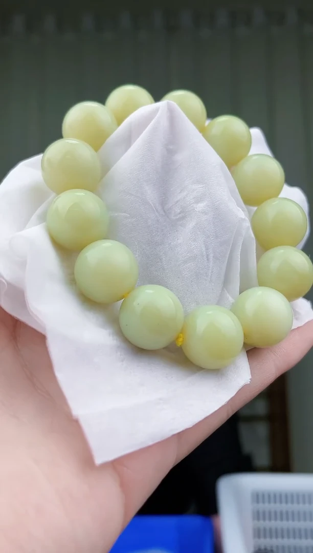 【闪购商品】和田玉挂件未镶嵌拍一发一，多样性发货！