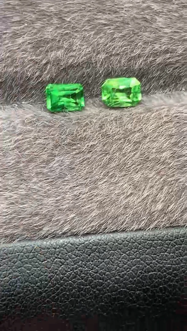 【闪购商品】定制石榴石裸石未镶嵌祖切 沙弗莱一盒2/P 0.86ct