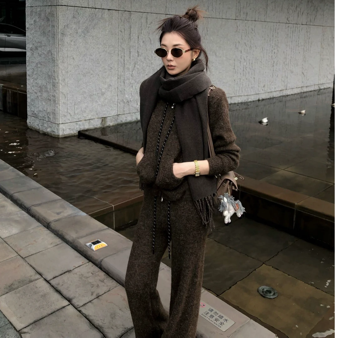 气质显瘦洋气休闲百搭性感辣妹长袖连帽上衣宽松阔腿长裤时尚套装