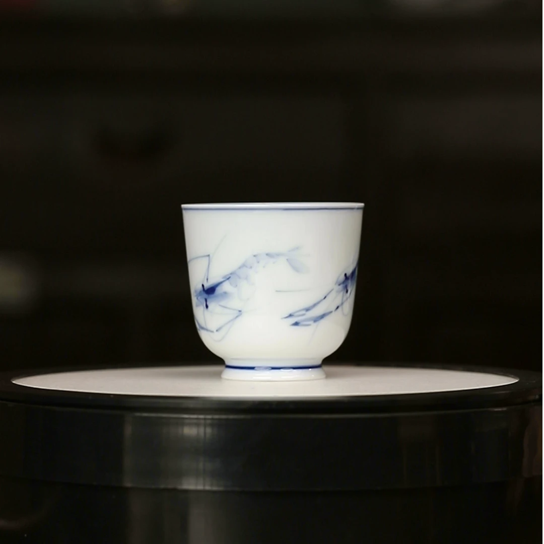 12.17/萧御画虾/超薄胎/青花虾趣图主人杯2