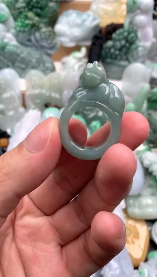 吊坠(不含链)未镶嵌翡翠1
