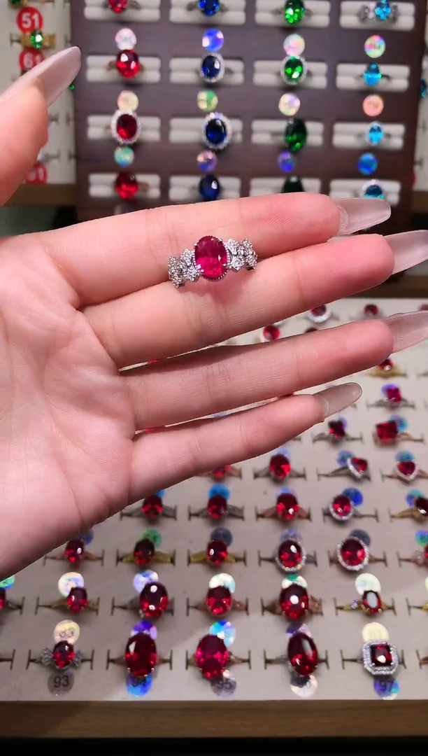 银S925镶嵌戒指红宝石7*9 银托