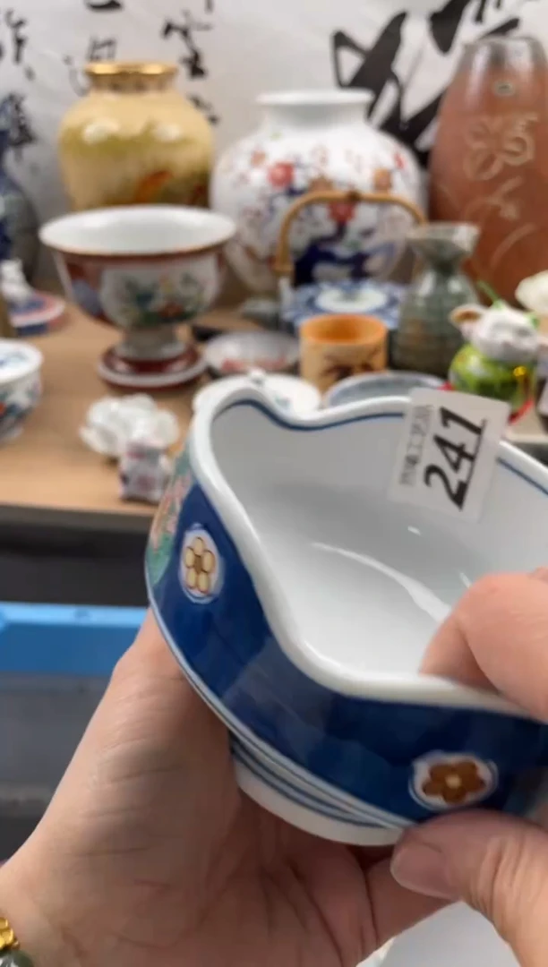 【闪购商品】瓷片241然曦海外工艺品***