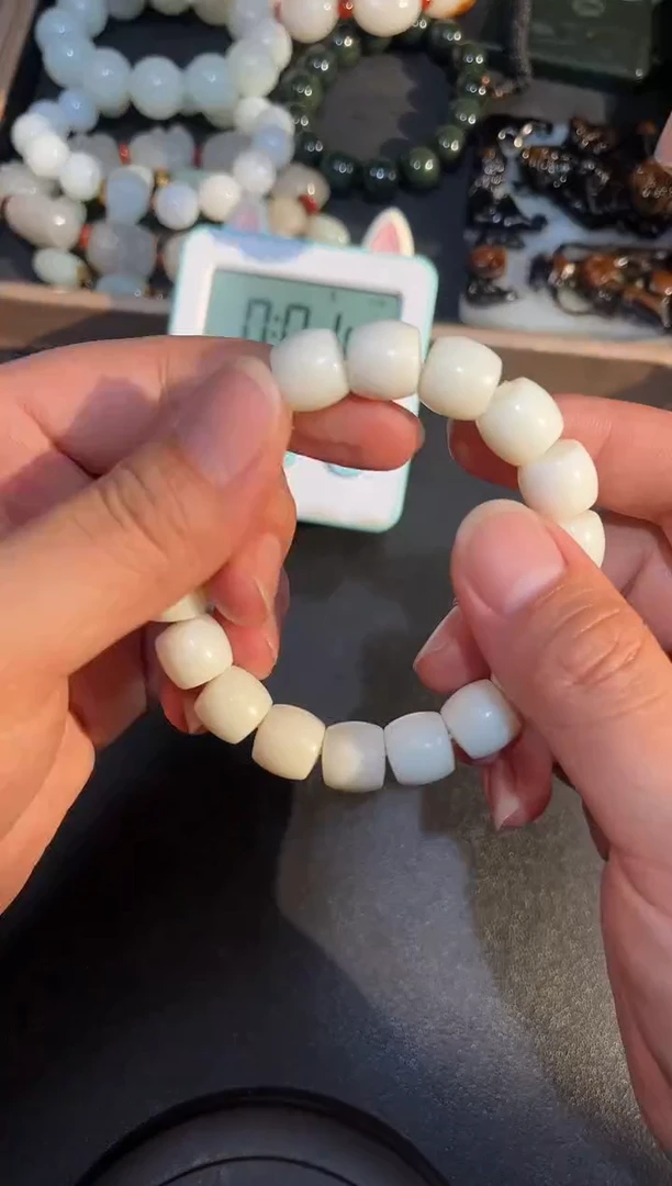 颈饰未镶嵌和田玉（子料）YL-DS-12.11-42