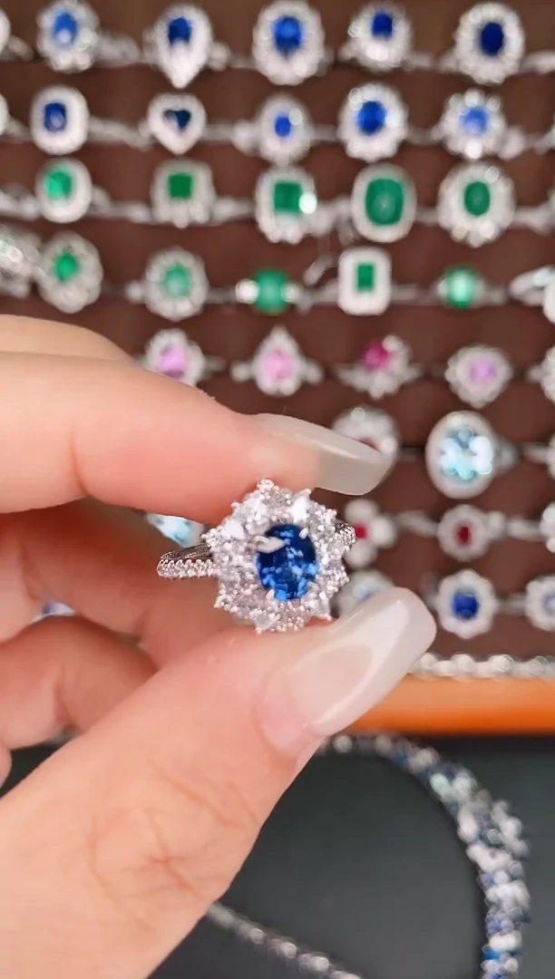 【闪购商品】蓝宝石18K金戒指18K金镶嵌.