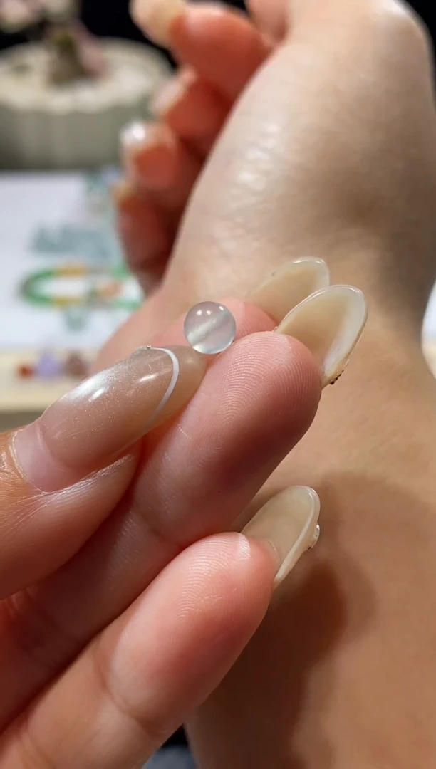 未镶嵌定制翡翠卡5.5珠珠 福利不退不换