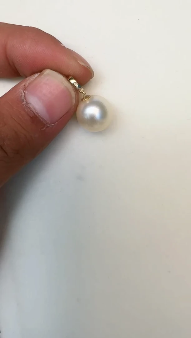 海水珍珠18K金镶嵌颈饰吊坠