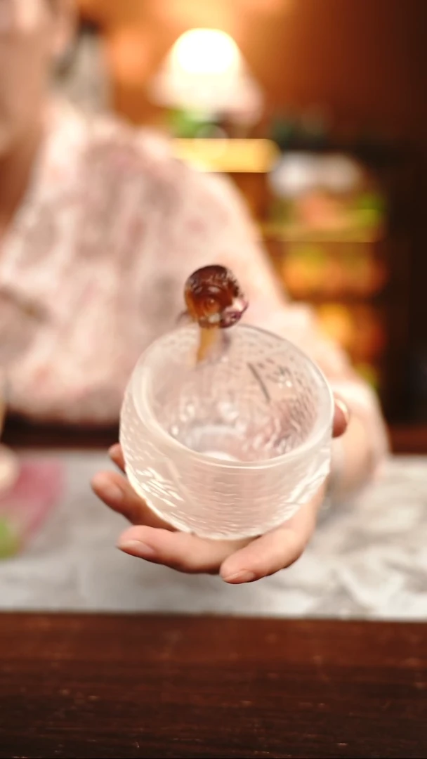 十二生肖茶杯-蛇黄色