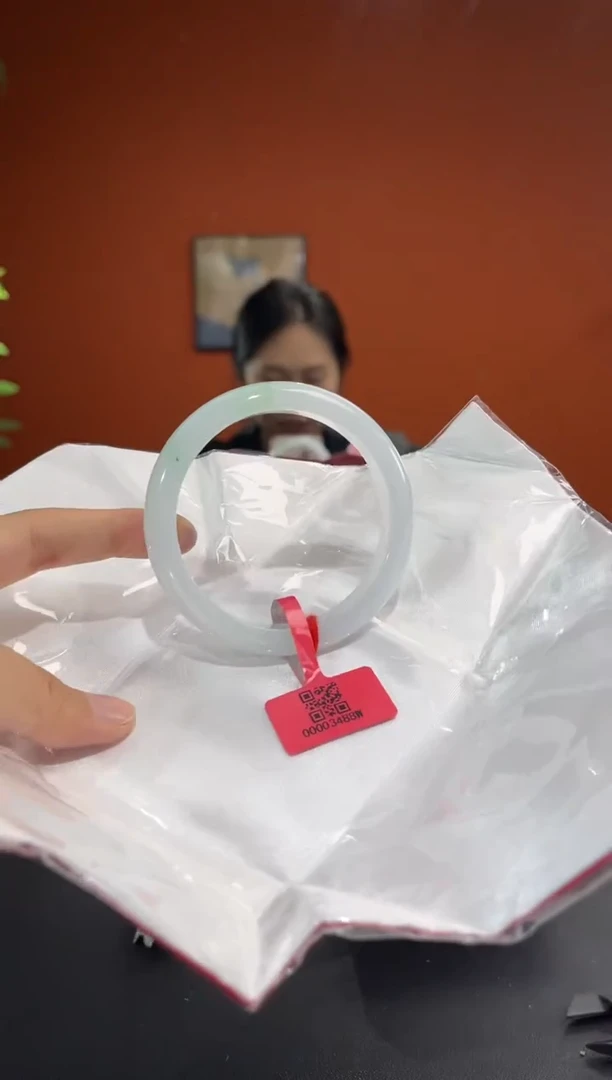 未镶嵌手镯翡翠10
