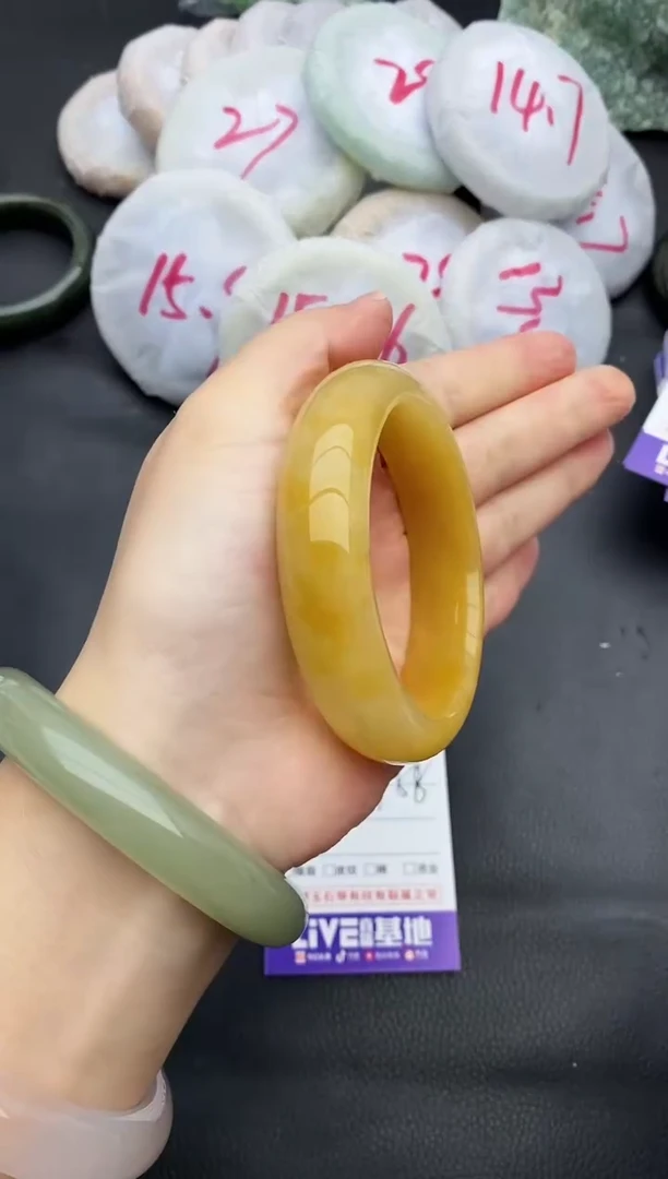 未镶嵌手镯石英质玉30+57/58