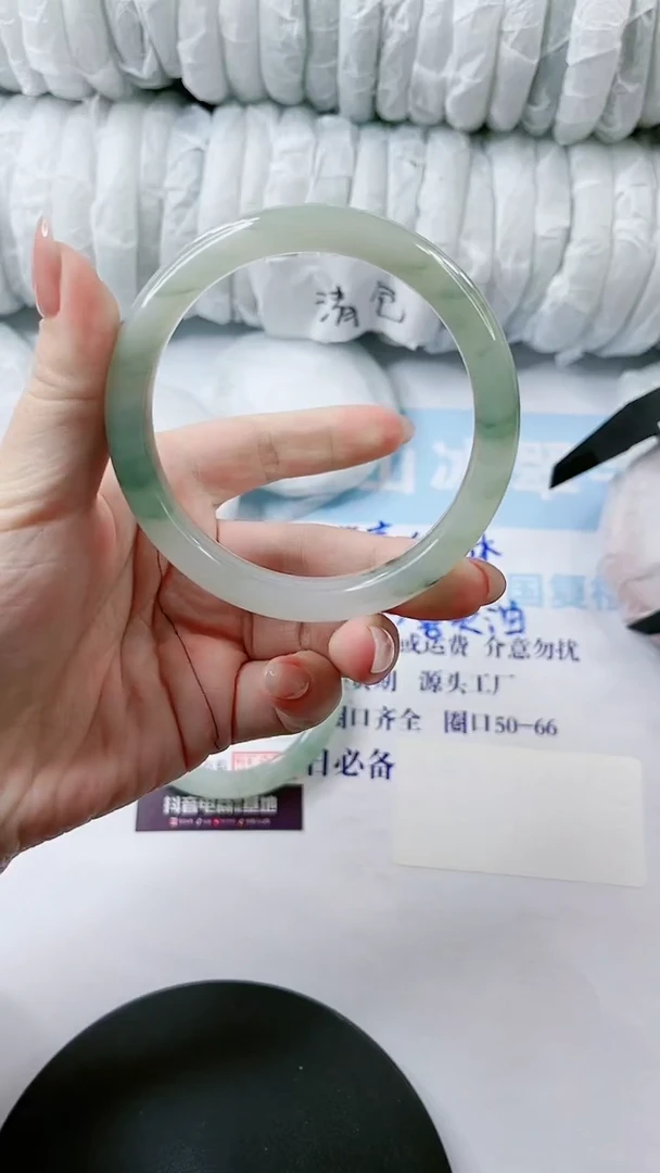 【闪购商品】石英质玉手镯未镶嵌多样性发货L19-62