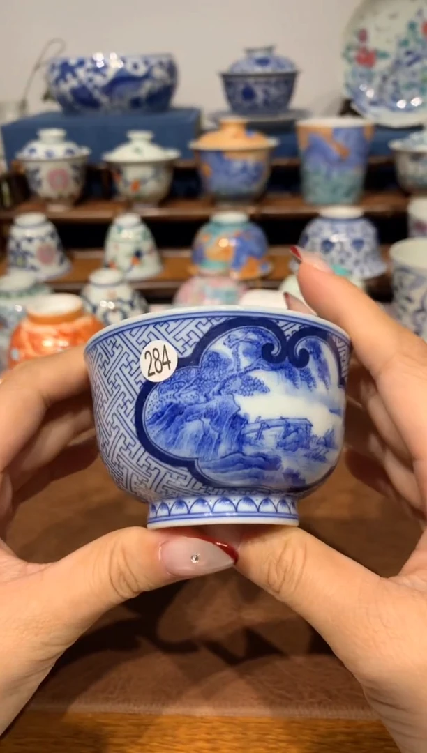 【闪购商品】摆件284青花开窗山水的杯子
