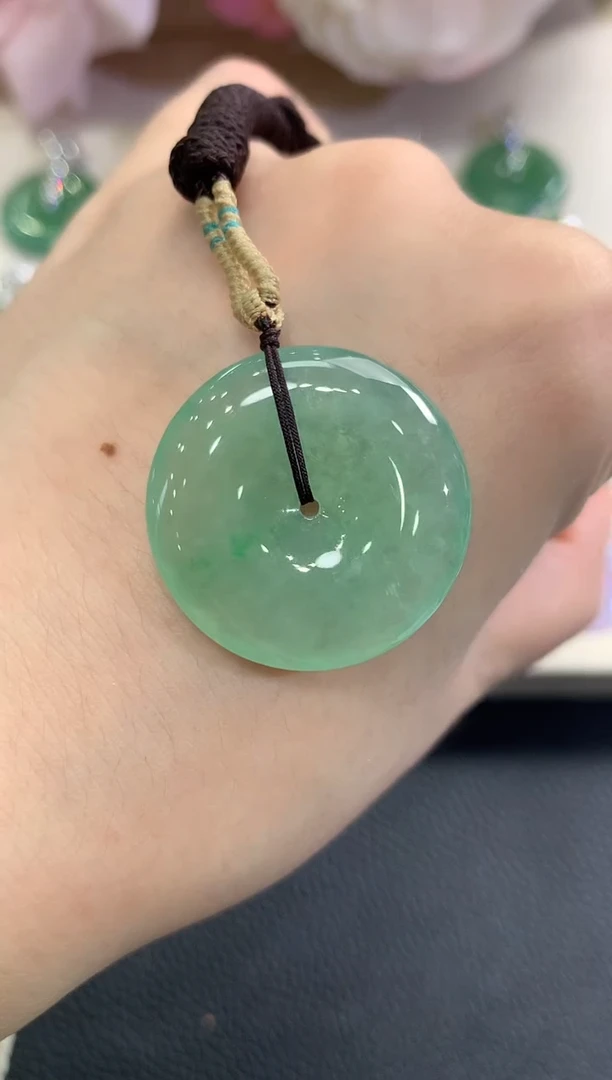 吊坠(不含链)未镶嵌翡翠春日珠宝 B40