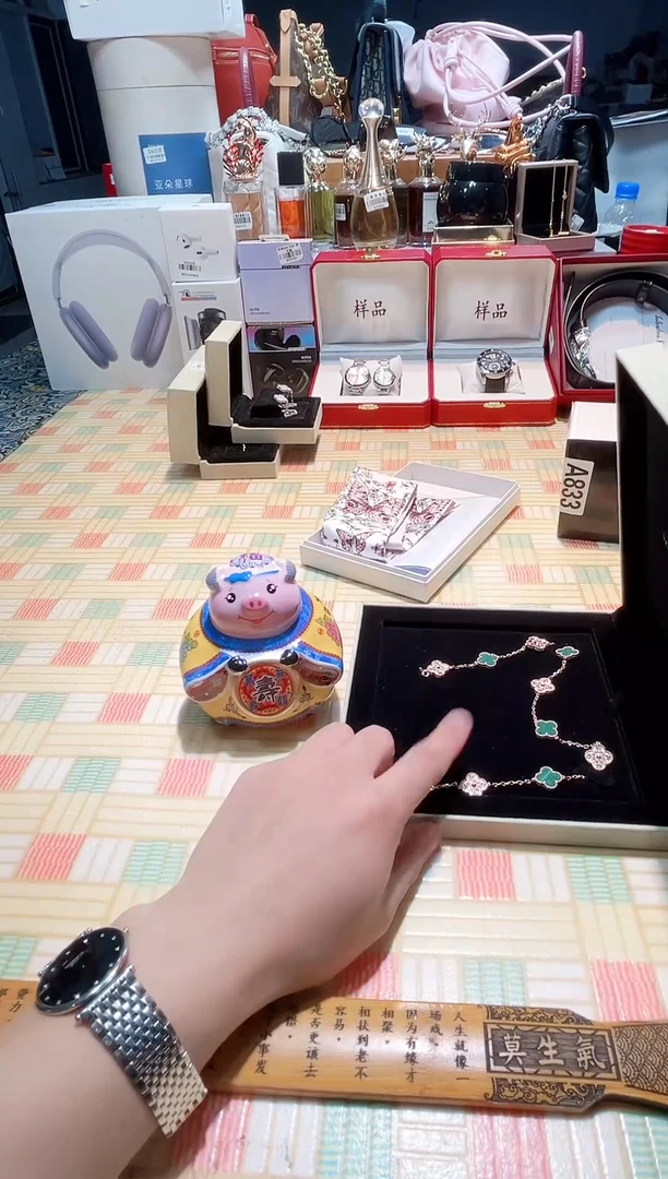 瓷片瓷器 库房到期 全部地板价@@1