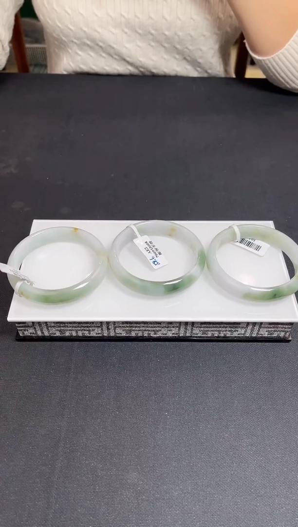 未镶嵌手镯翡翠10141/多样性发一个