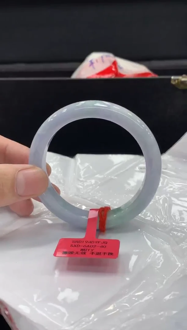 未镶嵌手镯翡翠翡翠手镯