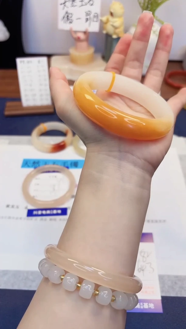 【闪购商品】石英质玉手镯未镶嵌120-财气镯-圈口64