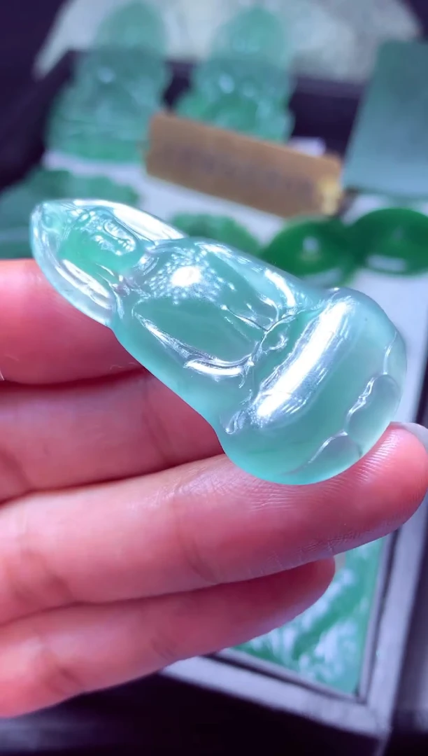 未镶嵌定制翡翠鱼**多天然翡翠A货吊坠 官方基地发货