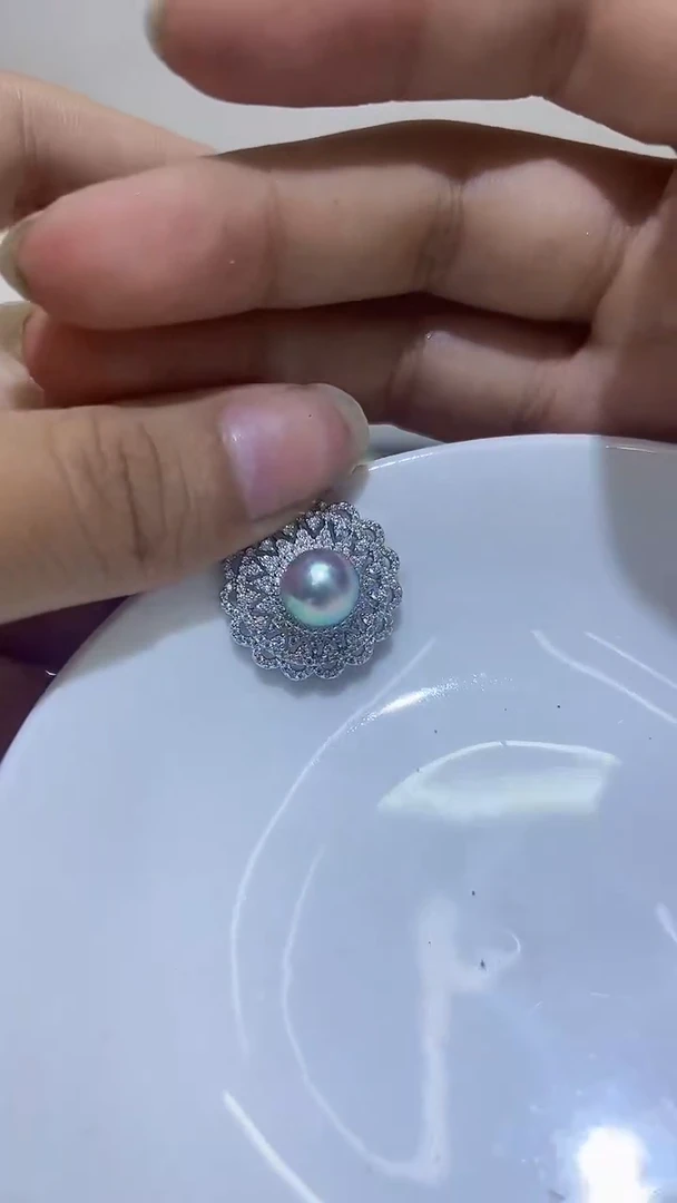 银S925镶嵌海水珍珠吊坠75